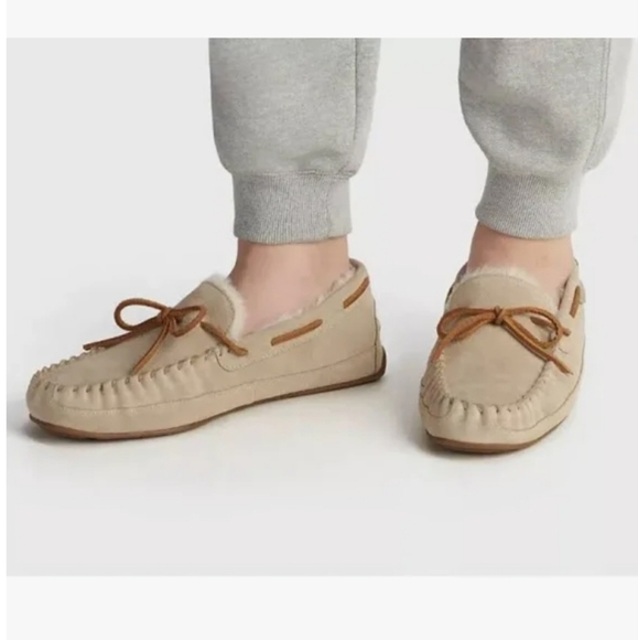 Coach Suede/Sherling Beige Moccasins 9D - Picture 2 of 11